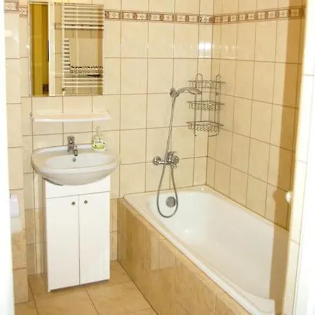 Przestronne Na Spokojnym Osiedlu, Free Parking Space Appartement Varsovie