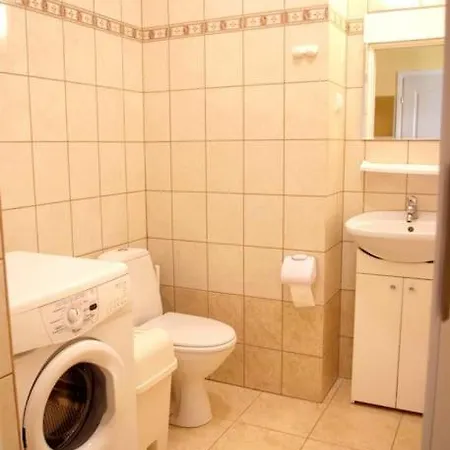 Przestronne Na Spokojnym Osiedlu, Free Parking Space