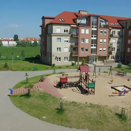 Przestronne Na Spokojnym Osiedlu, Free Parking Space Apartment Warsaw